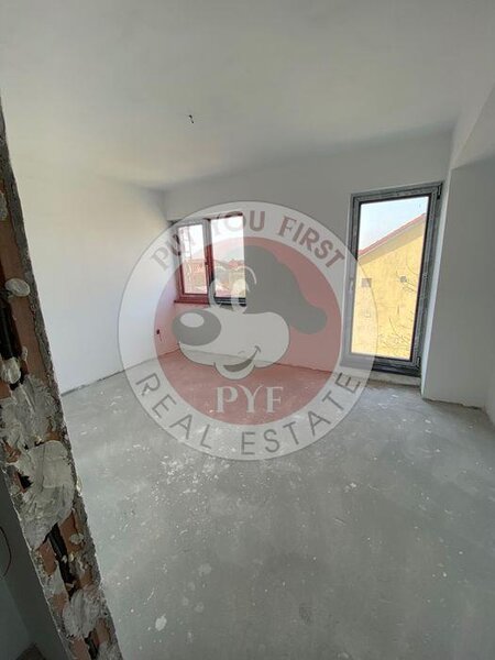 Colosseum Mall | 3 camere | Decomandat | 112 mp | B12005